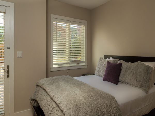 Aspen Home 966750