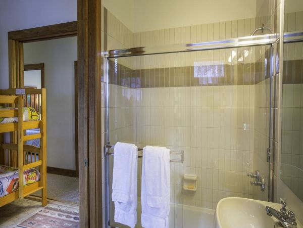 Aspen Condo 966752