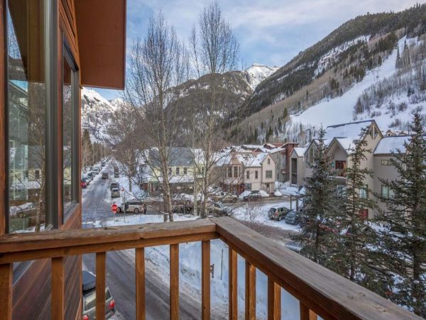 Aspen Condo 966752