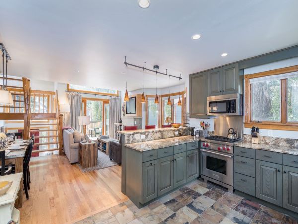 Aspen Home 966765