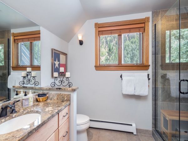 Aspen Home 966765
