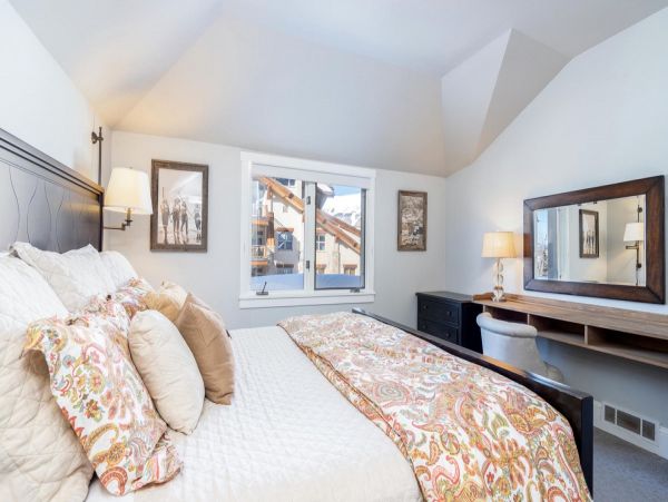 Aspen Condo 966767