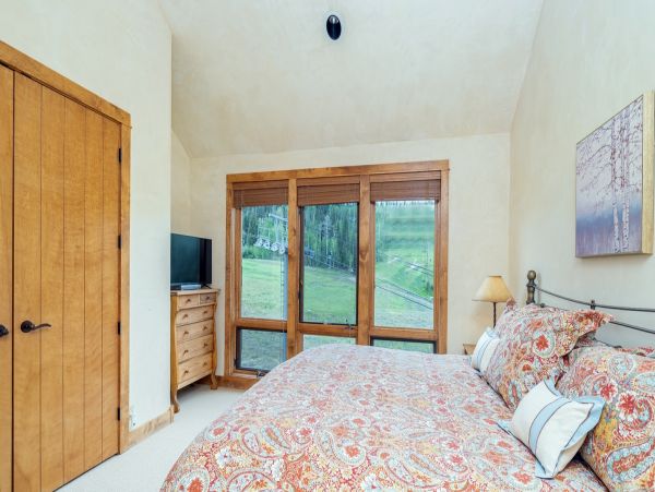 Aspen Condo 966768