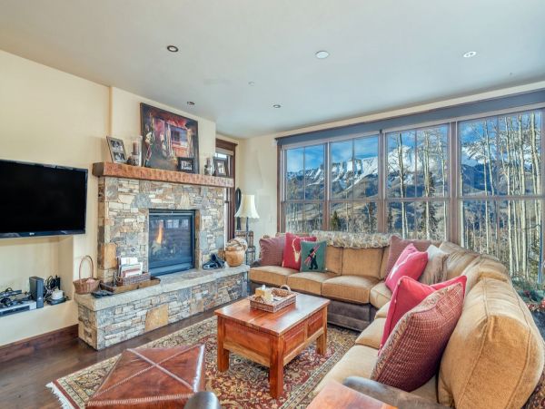 Aspen Condo 966771