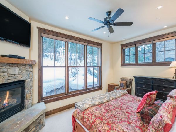 Aspen Condo 966771