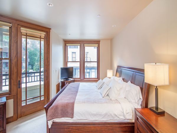 Aspen Condo 966779