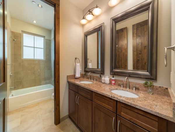 Aspen Condo 966781