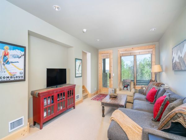 Aspen Home 966784