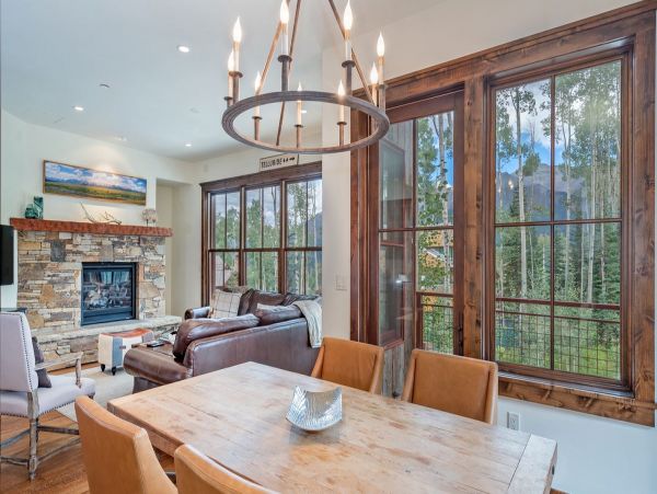 Aspen Condo 966785