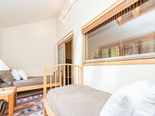 Aspen Condo 966786
