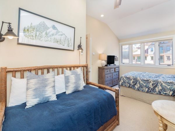 Aspen Condo 966788