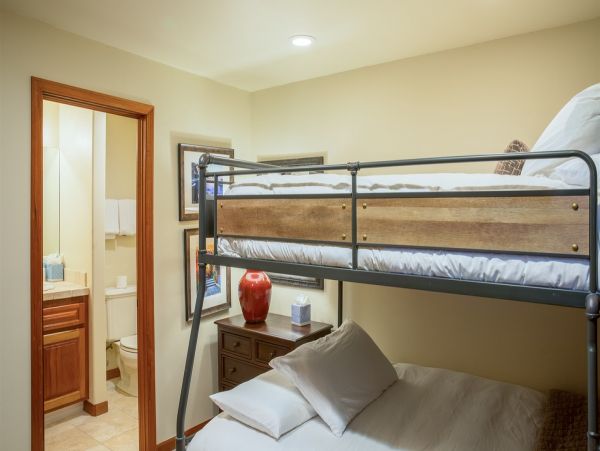Aspen Home 966791