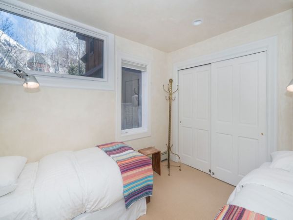 Aspen Home 966793
