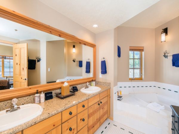 Aspen Condo 966796