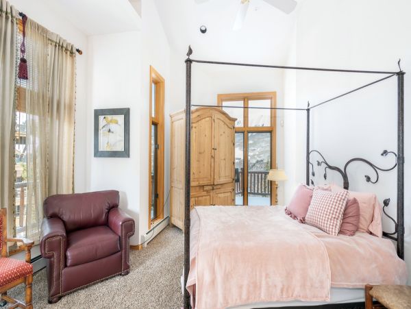 Aspen Home 966800