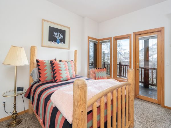 Aspen Home 966800