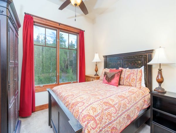 Aspen Condo 966802
