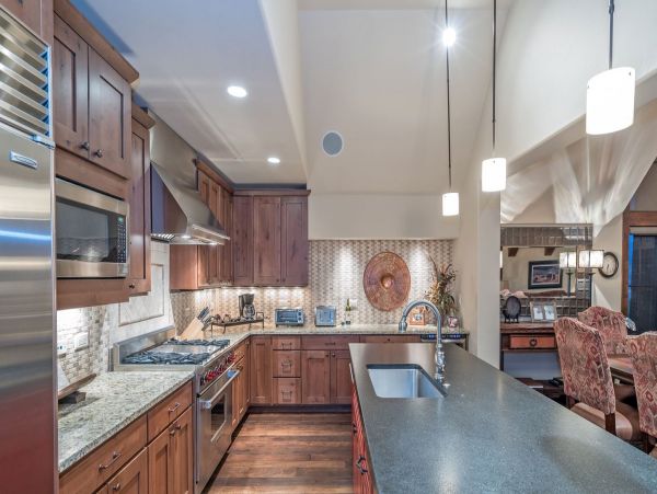 Aspen Condo 966804