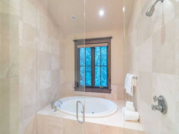 Aspen Condo 966804