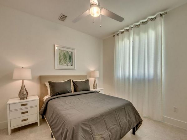 Canal View Cape Coral Caged Pool Vacation Home