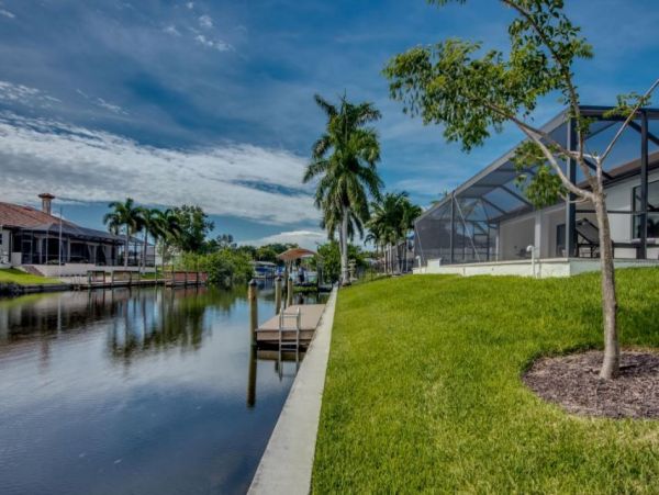 Canal View Cape Coral Caged Pool Vacation Home