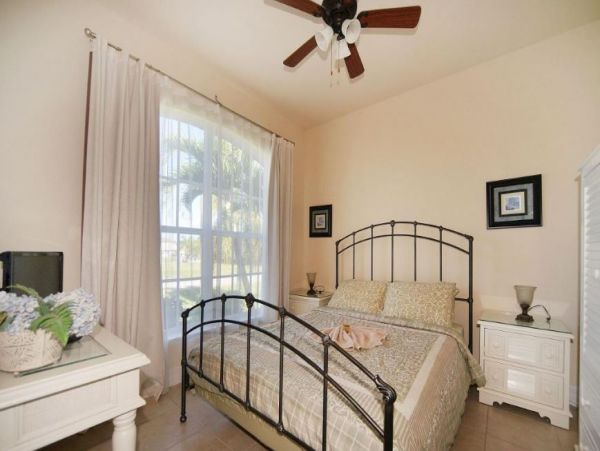 Caged Pool Canal Views Cape Coral Vacation Home