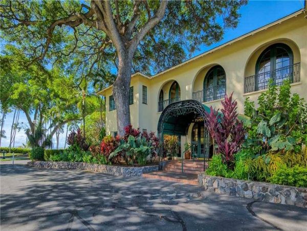 Oceanview Lahaina Vacation Townhome One Bedroom