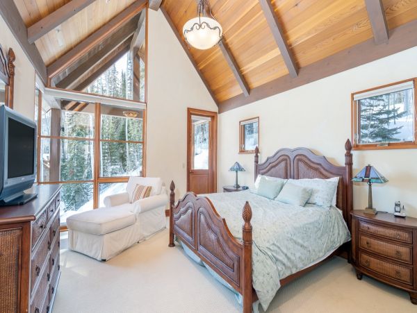 Aspen Home 966818