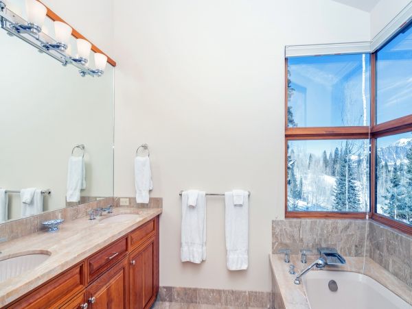 Aspen Home 966818