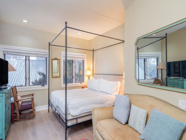 Aspen Home 966819