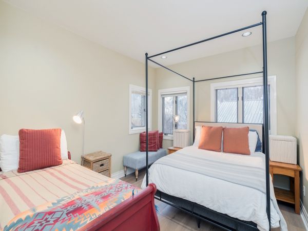 Aspen Home 966819