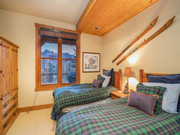 Aspen Home 966823
