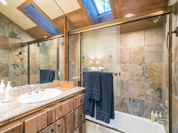 Aspen Home 966823