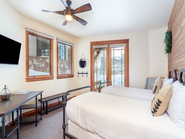 Aspen Home 966824