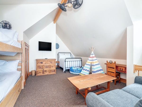 Aspen Home 966824
