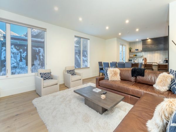 Aspen Condo 966829