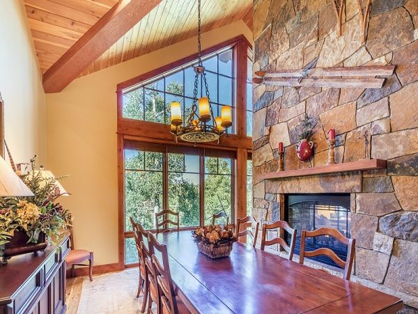 Luxury Aspen vacation Rentals Stunning Location