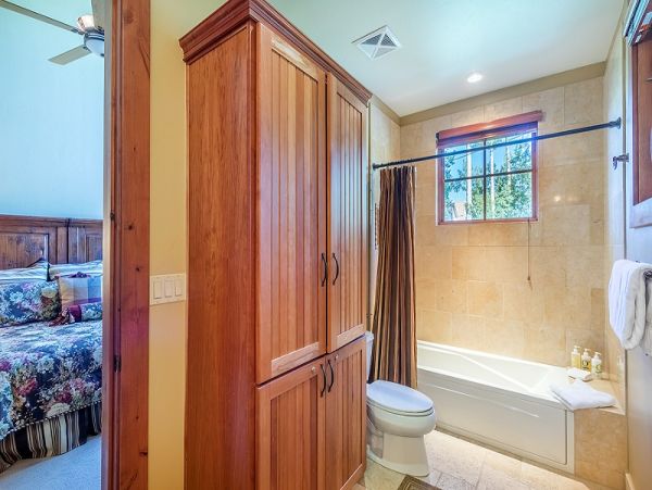 Luxury Aspen vacation Rentals Stunning Location