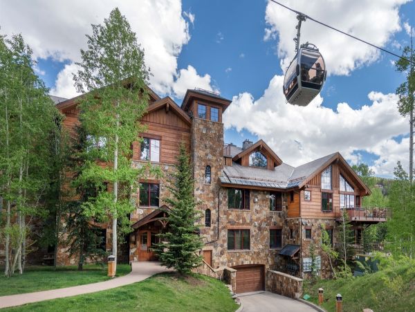 Luxury Aspen vacation Rentals Stunning Location