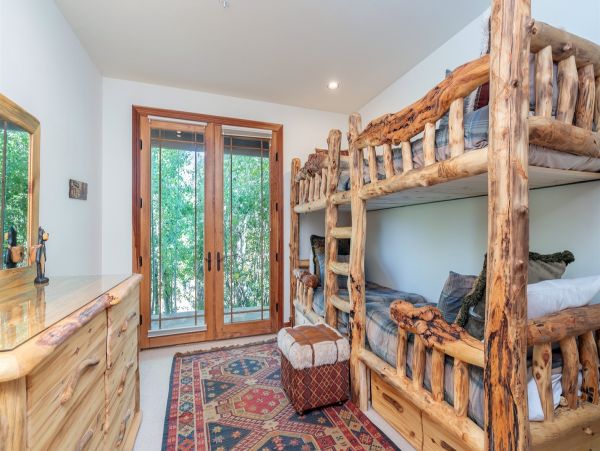 Aspen Home 966832