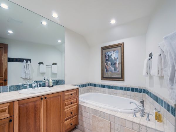 Aspen Home 966832