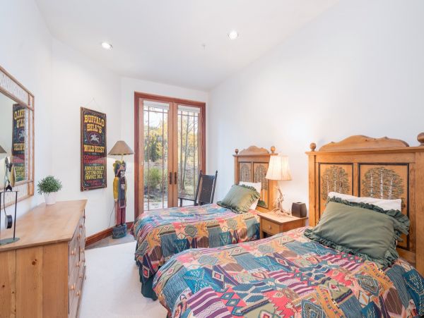 Aspen Home 966834