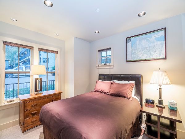 Aspen Home 966836