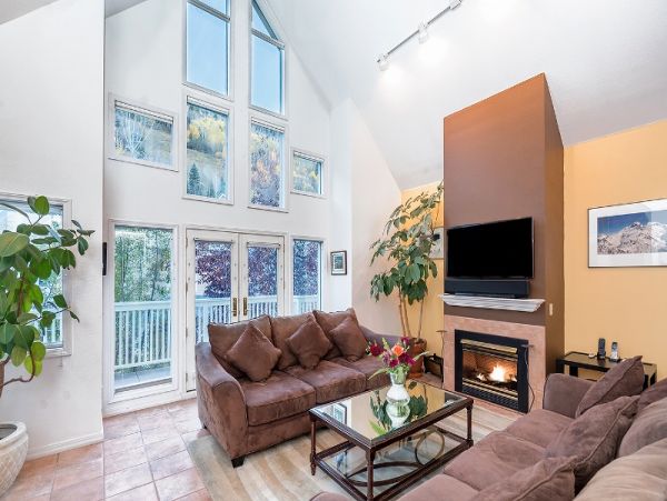 Aspen Home 966839