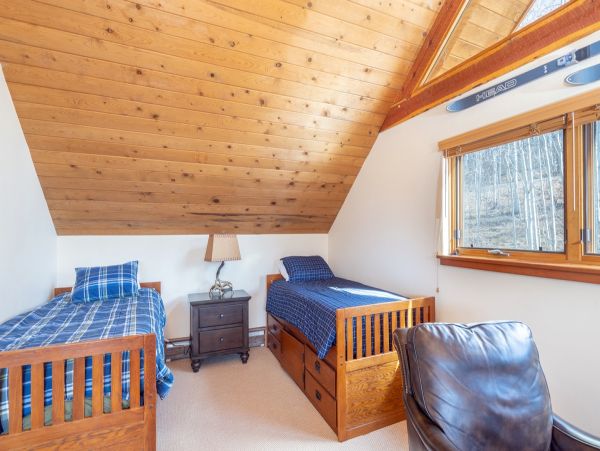 Aspen Home 966841