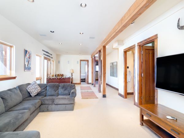 Aspen Home 966841