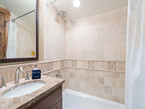 Aspen Home 966843