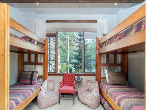 Aspen Condo 966844