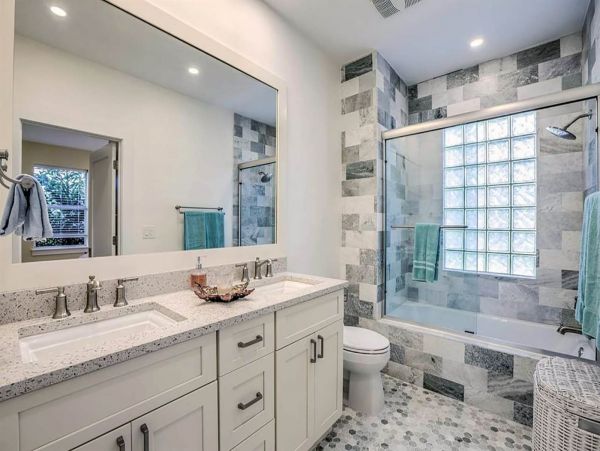 Captiva Vacation Villa with Beach Access and Pool