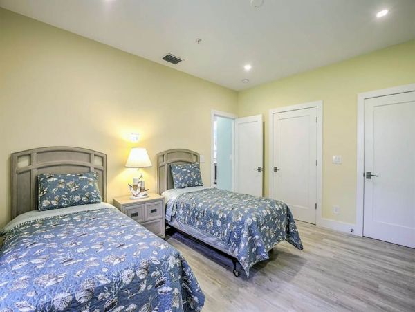 Captiva Vacation Villa with Beach Access and Pool